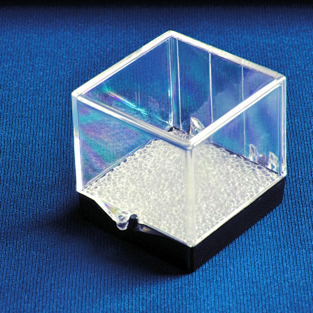 PLASTIC DISPLAY CASE 1.25" x 1.25" x 1.25" FOR MINERAL SPECIMENS