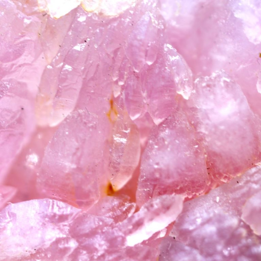 CRYSTALLIZED PINK QUARTZ 37.7 mm X 32.10 mm X 28.9 mm Celestial Earth